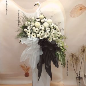Peacock Flower Stand 8158