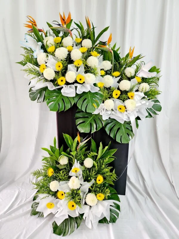 Condolence Flower 8200