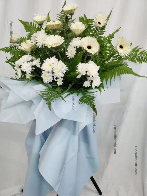 Condolence Flower 8210 - Image 4