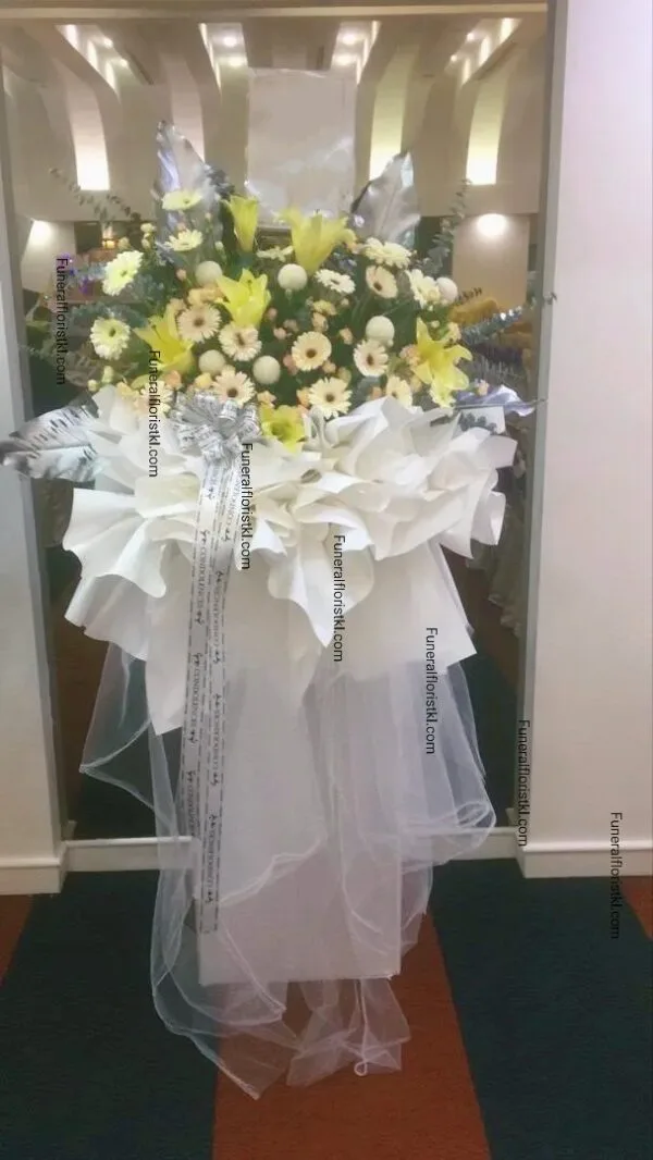 Condolence Flower 8216 - Image 3